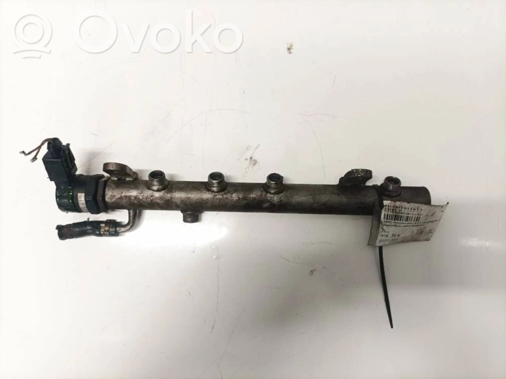 Mercedes-Benz R W251 Polttoainepääputki
