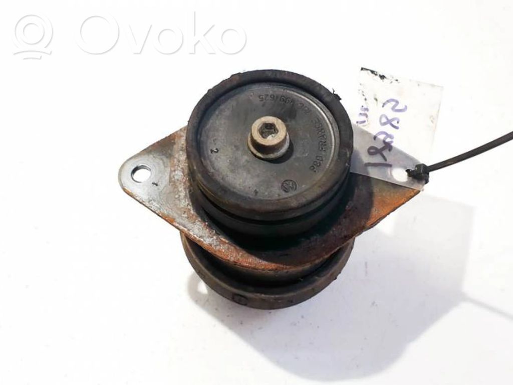 Volkswagen PASSAT B4 Suport tampon motor 