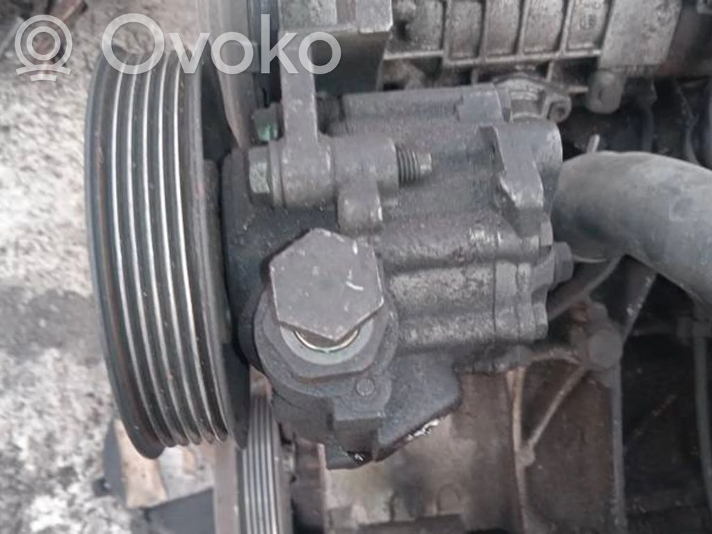 Audi A3 S3 8L Vairo stiprintuvo siurblys 