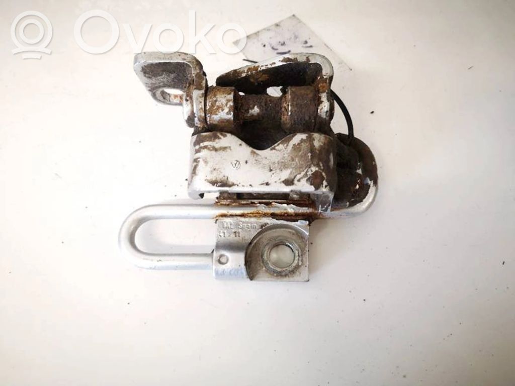 Volkswagen Golf VI Balama inferioară ușă spate