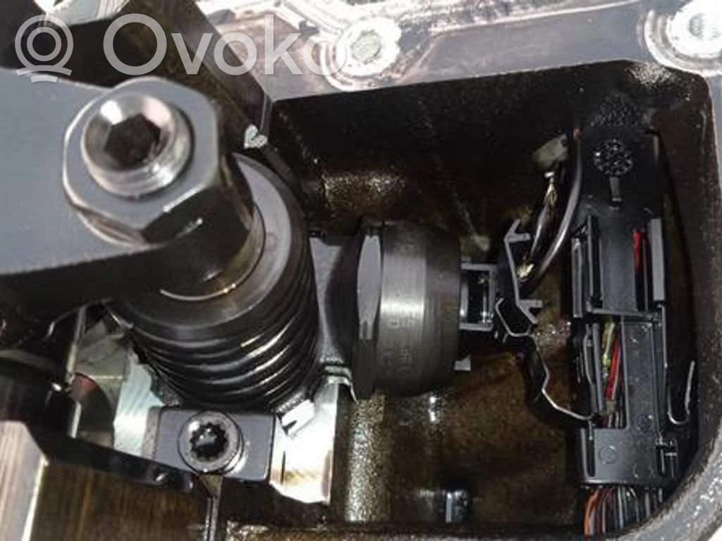 Inyector de combustible   038130073AG,038130073AG