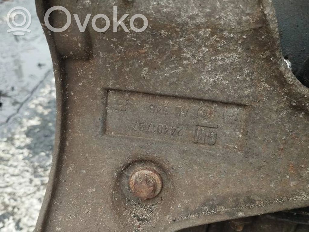 Opel Vectra C Łapa / Mocowanie silnika