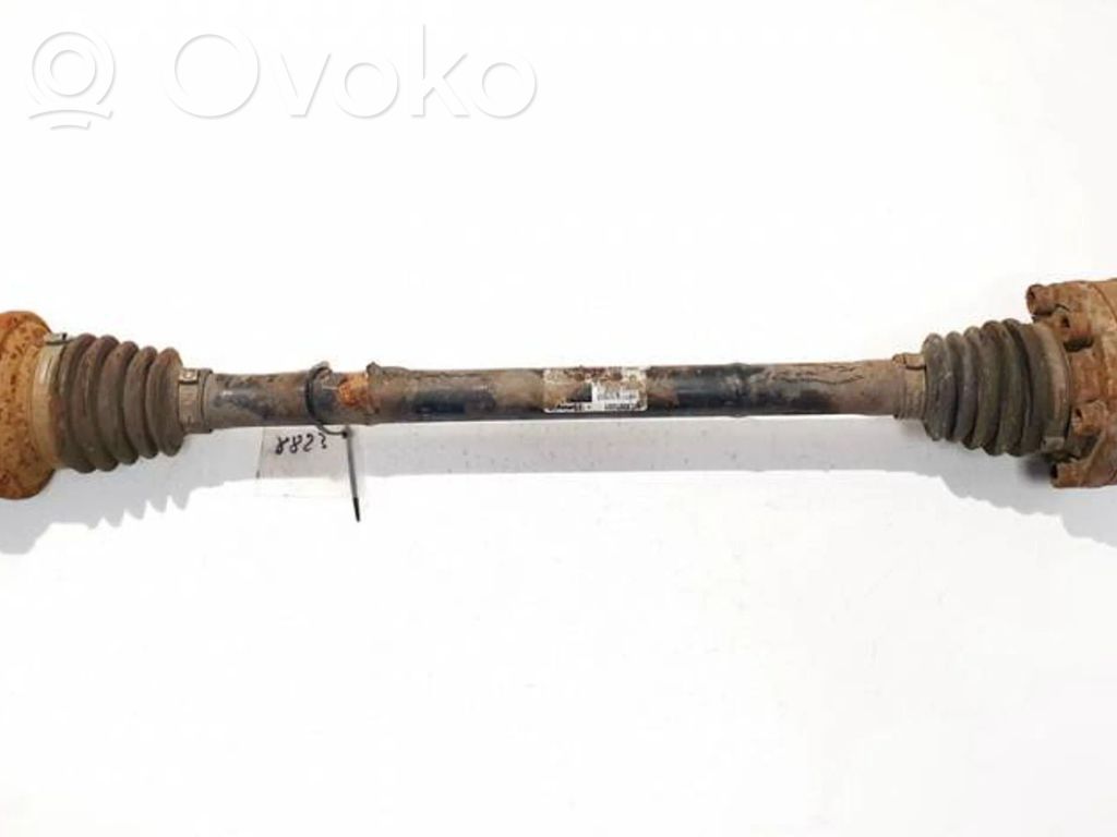 Takavetoakseli   7L8501201,7L8501201