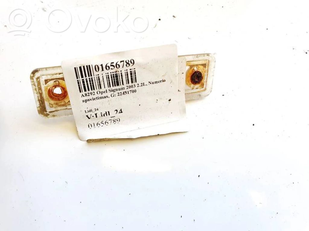 Opel Signum Luce targa 