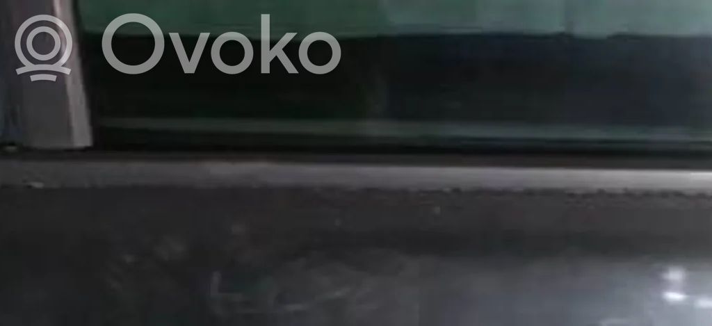 Galinių durų stiklo apdaila