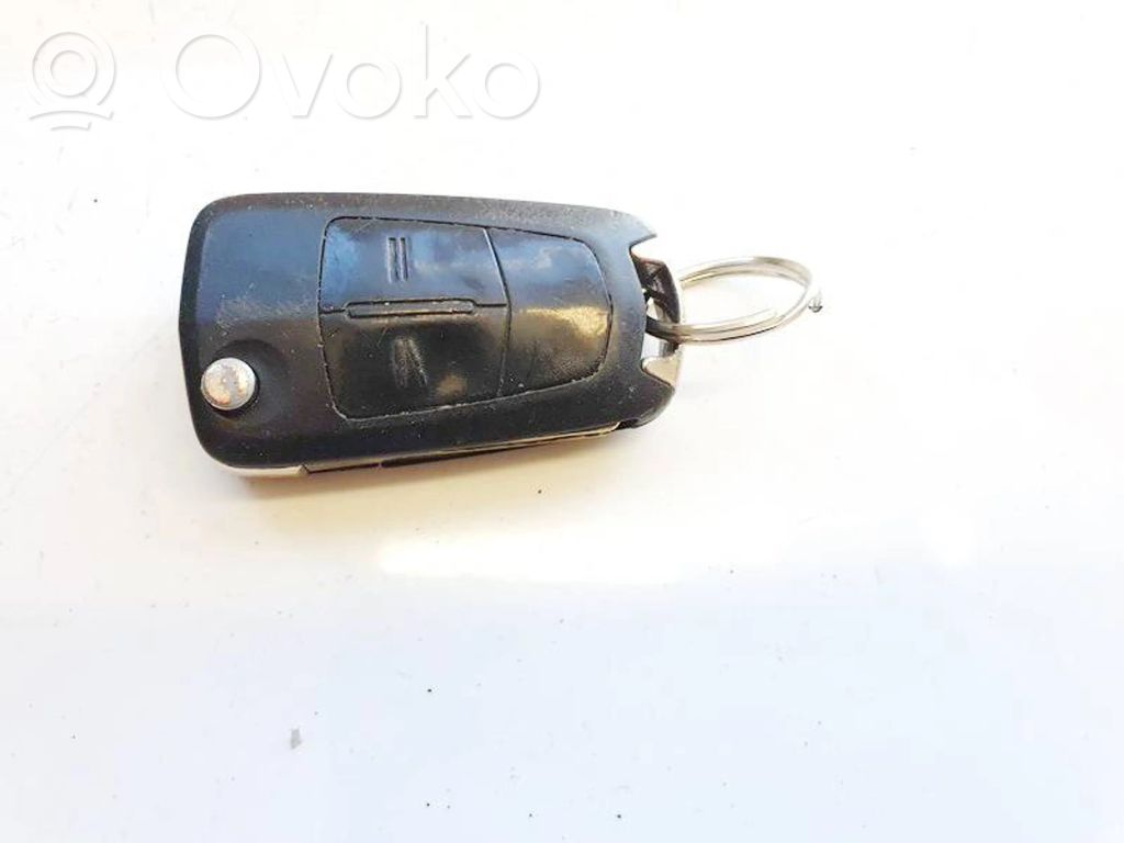 Opel Corsa D Klucz / Karta zapłonu 