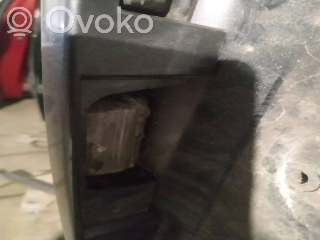 Toyota Auris 150 Éclairage de plaque d'immatriculation