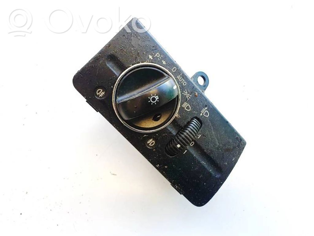 Interruptor de luz   2115450904,2115450904