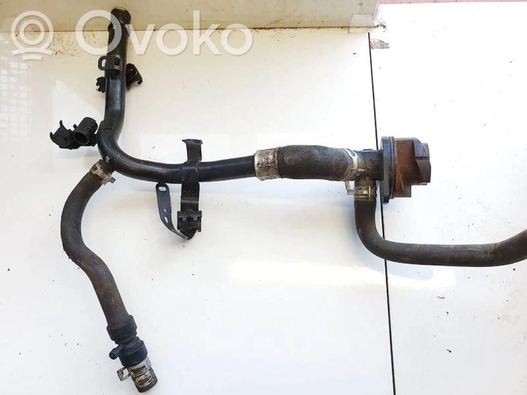 Peugeot 206 Conductă/furtun lichid de răcire motor