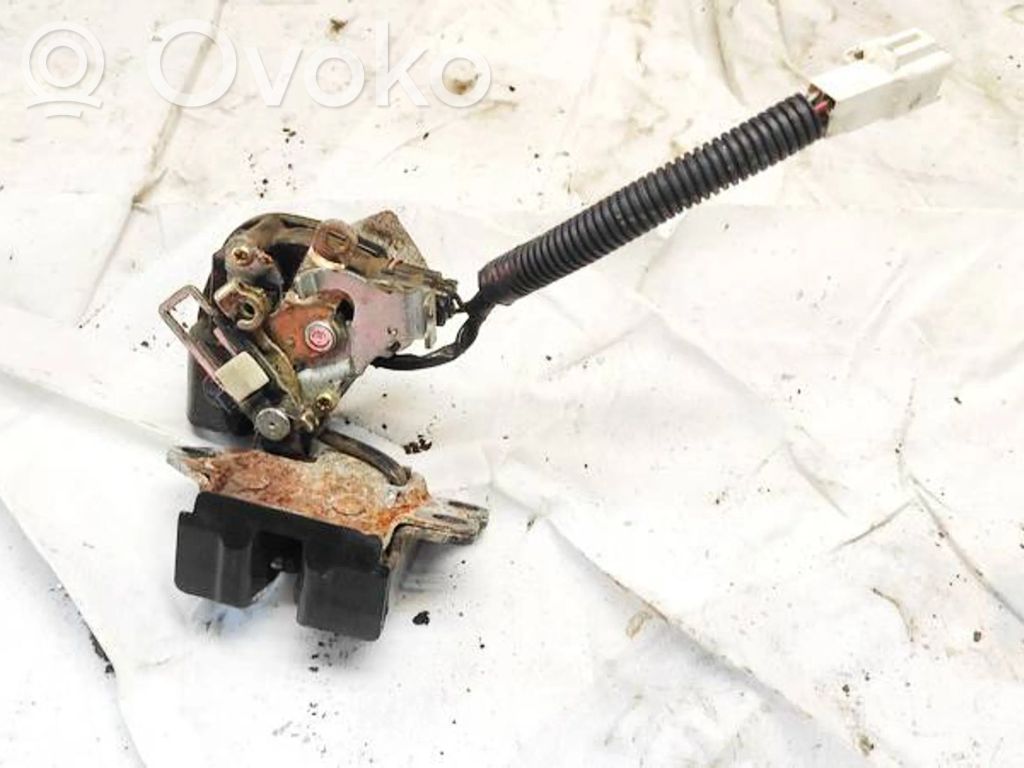 Toyota Corolla E120 E130 Serrure de loquet coffre