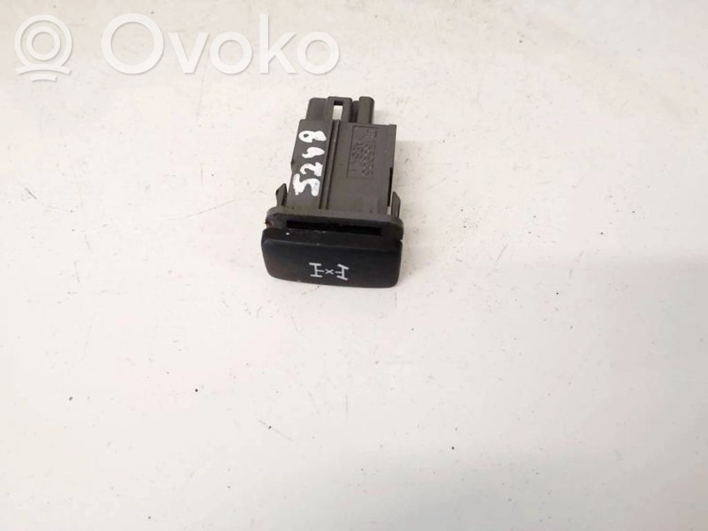 Toyota Previa (XR30, XR40) II Altri interruttori/pulsanti/cambi 