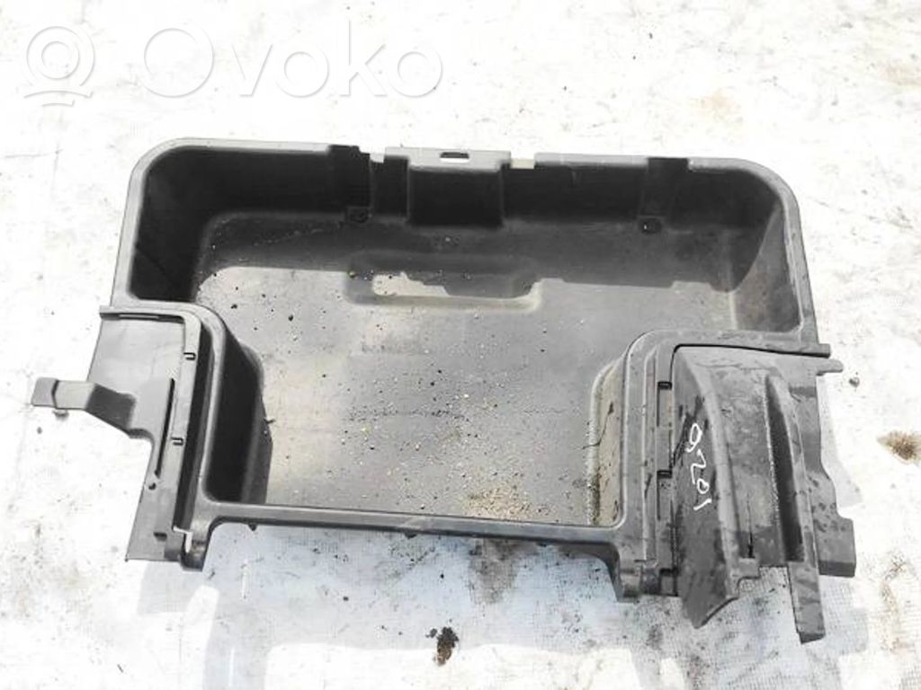 Toyota Corolla Verso E121 Guantera 