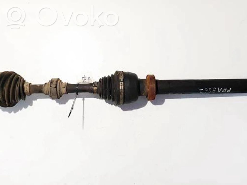 Etuvetoakseli