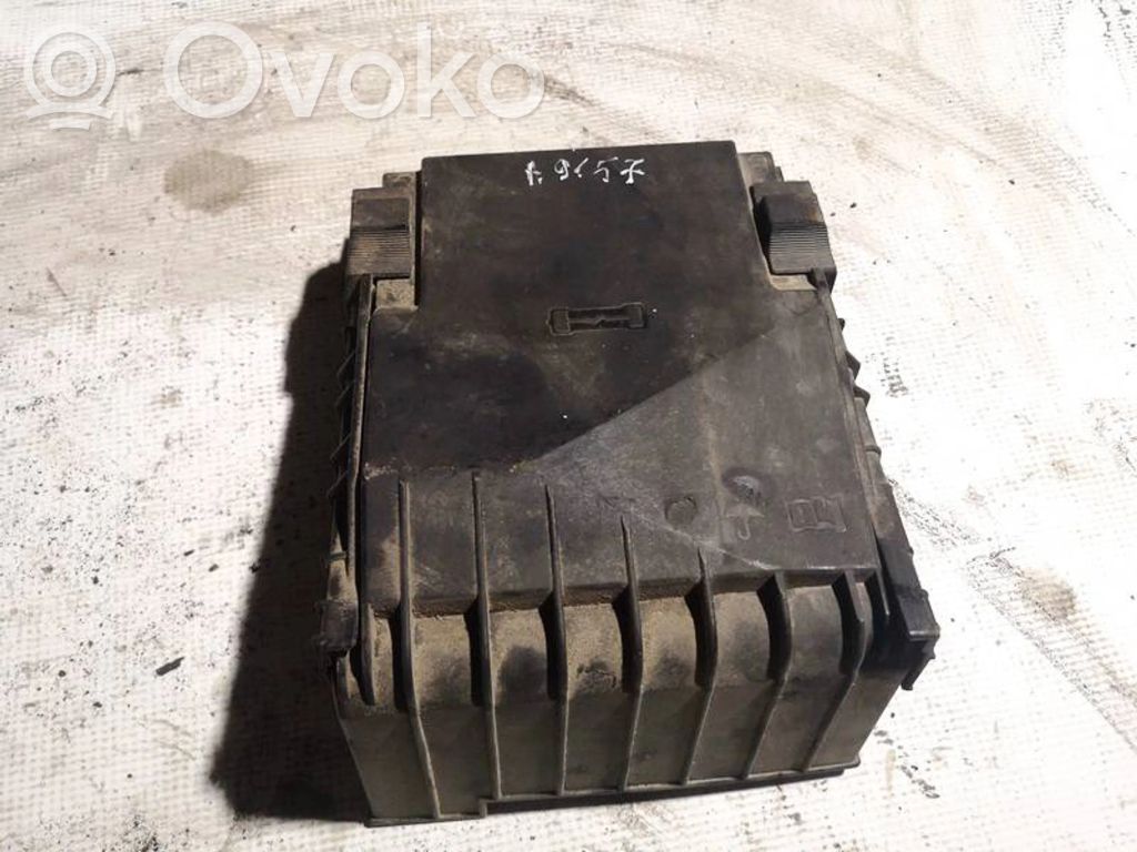 Volkswagen Golf V Coperchio scatola dei fusibili