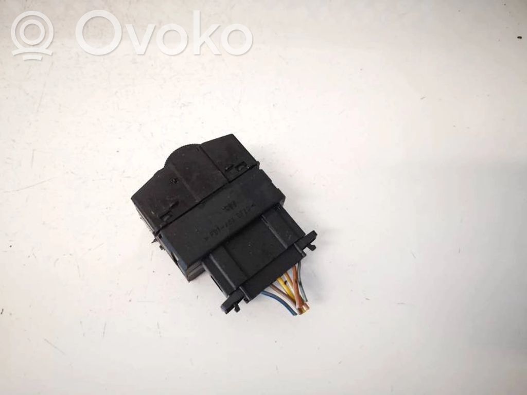 Audi A3 S3 8L Interruttore di regolazione livello altezza dei fari 