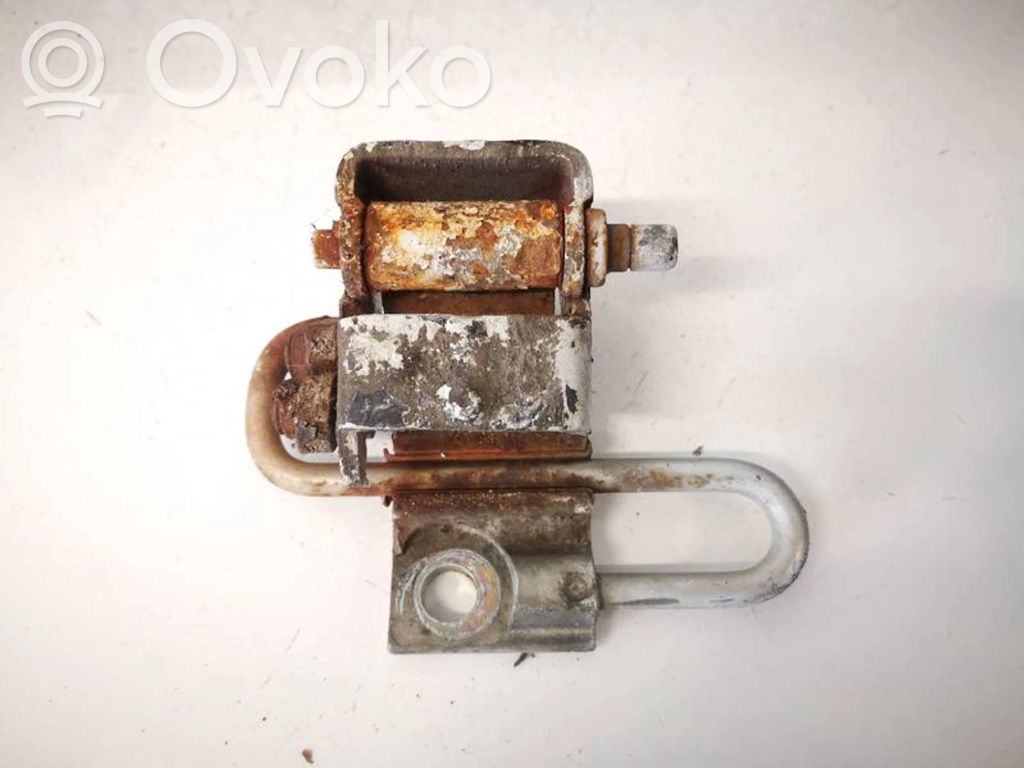 Volkswagen PASSAT B5 Etuoven yläsarana 