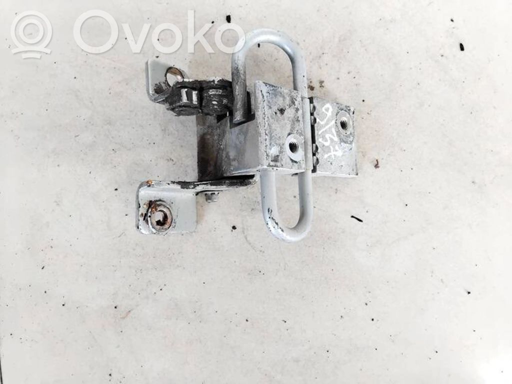 Audi A4 S4 B5 8D Takaoven alasarana