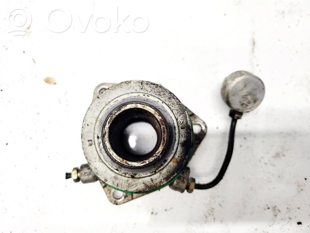 Opel Omega B1 Kytkimen irrotuksen laakeri 