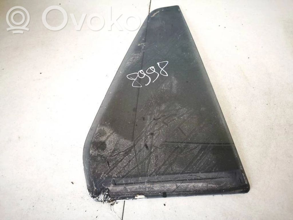 Ventanilla de ventilación de la puerta trasera   AS3,AS3