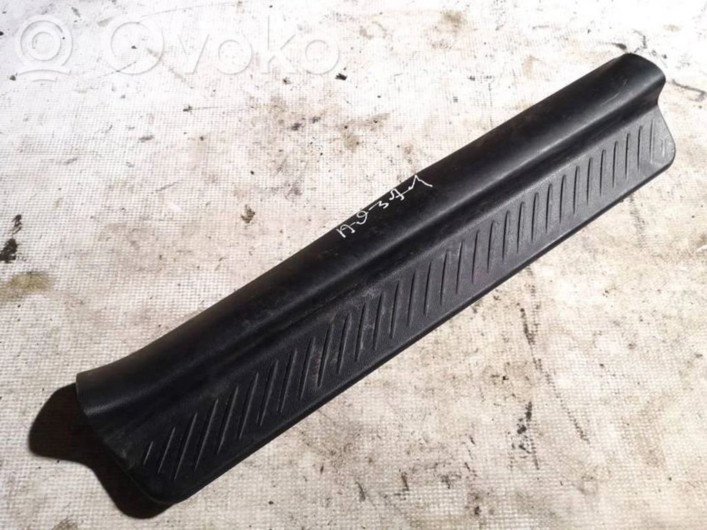 Mazda 3 I Front sill trim cover 