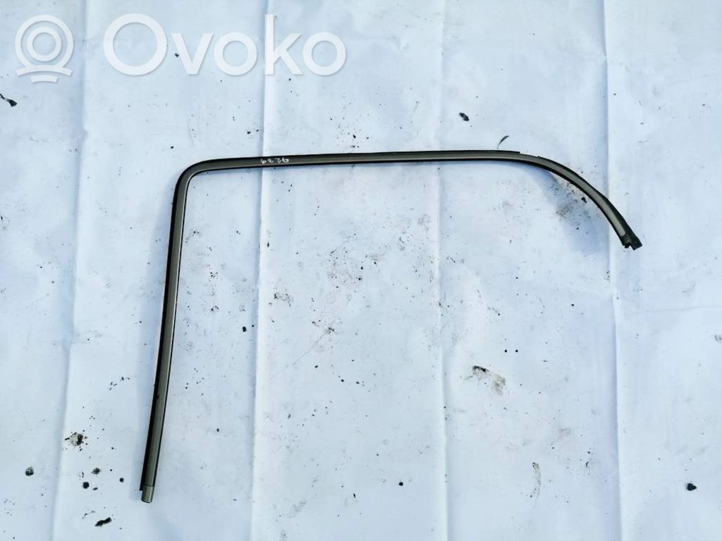 Muu ulkopuolen osa   A2106700408,A2106700408