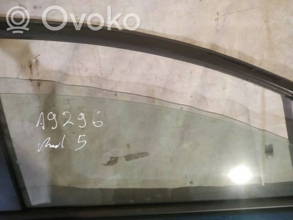 Mazda 5 Geam ușă față patru uși