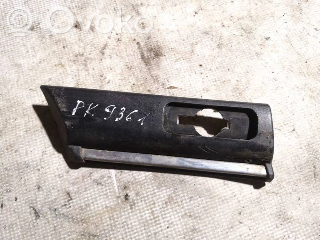 Opel Omega B1 Listwa / Nakładka na błotnik przedni