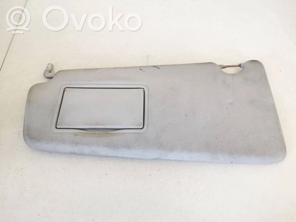 Sun visor