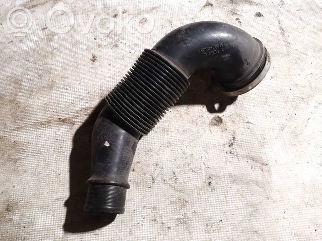 Toyota Yaris Rura / Wąż dolotowy powietrza