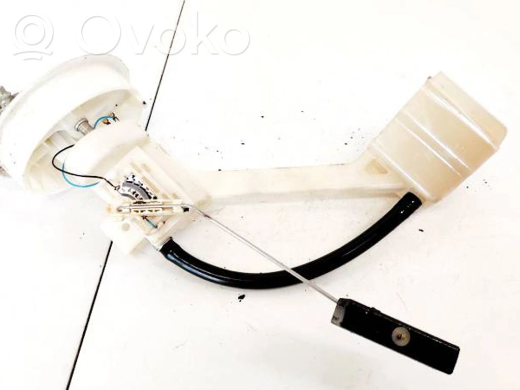 Volkswagen PASSAT B5 Senzor nivel combustibil 