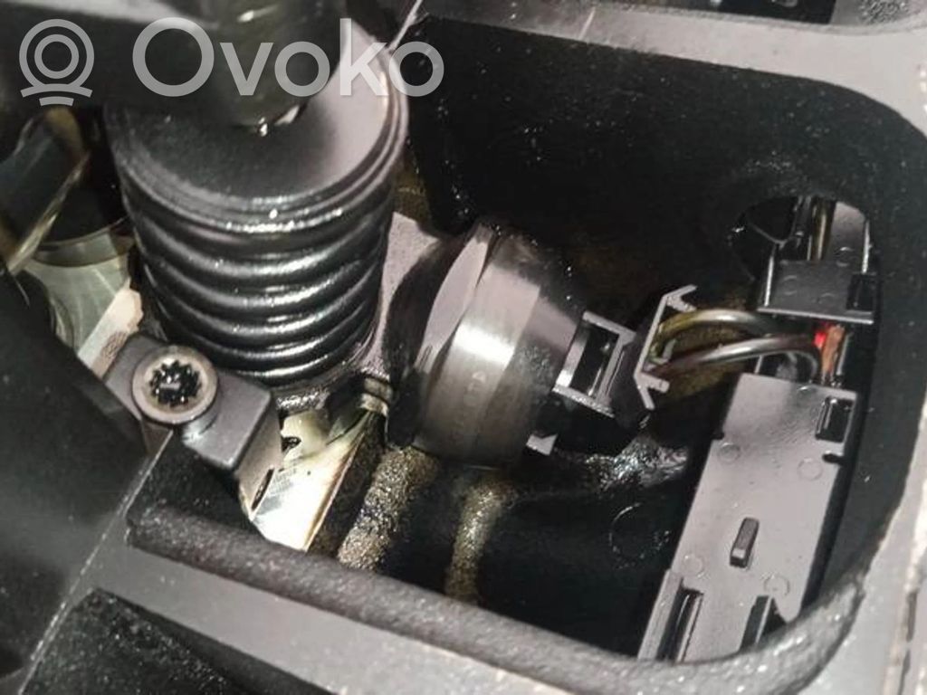 Volkswagen Touran I Wtryskiwacz paliwa 