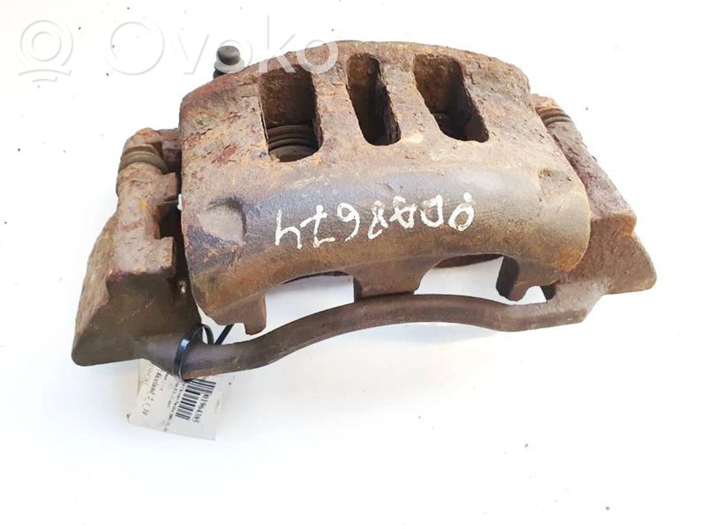 Étrier de frein avant