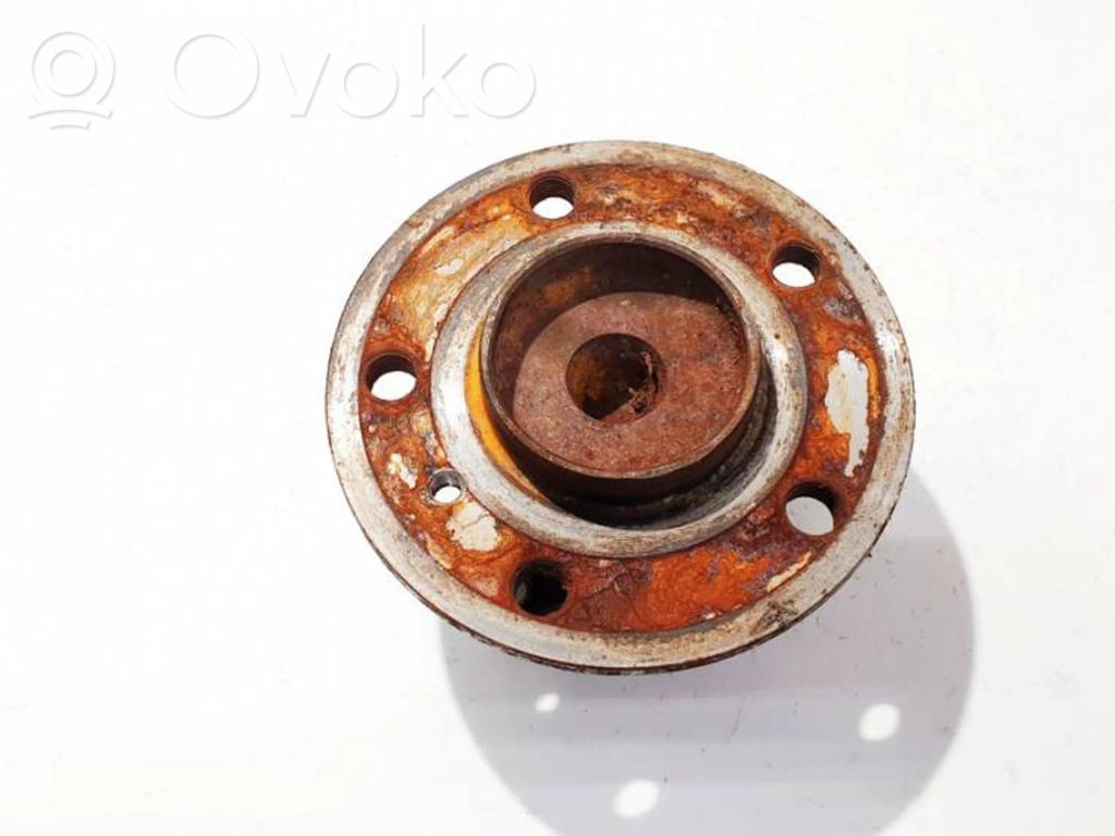 Cubo de rueda trasera