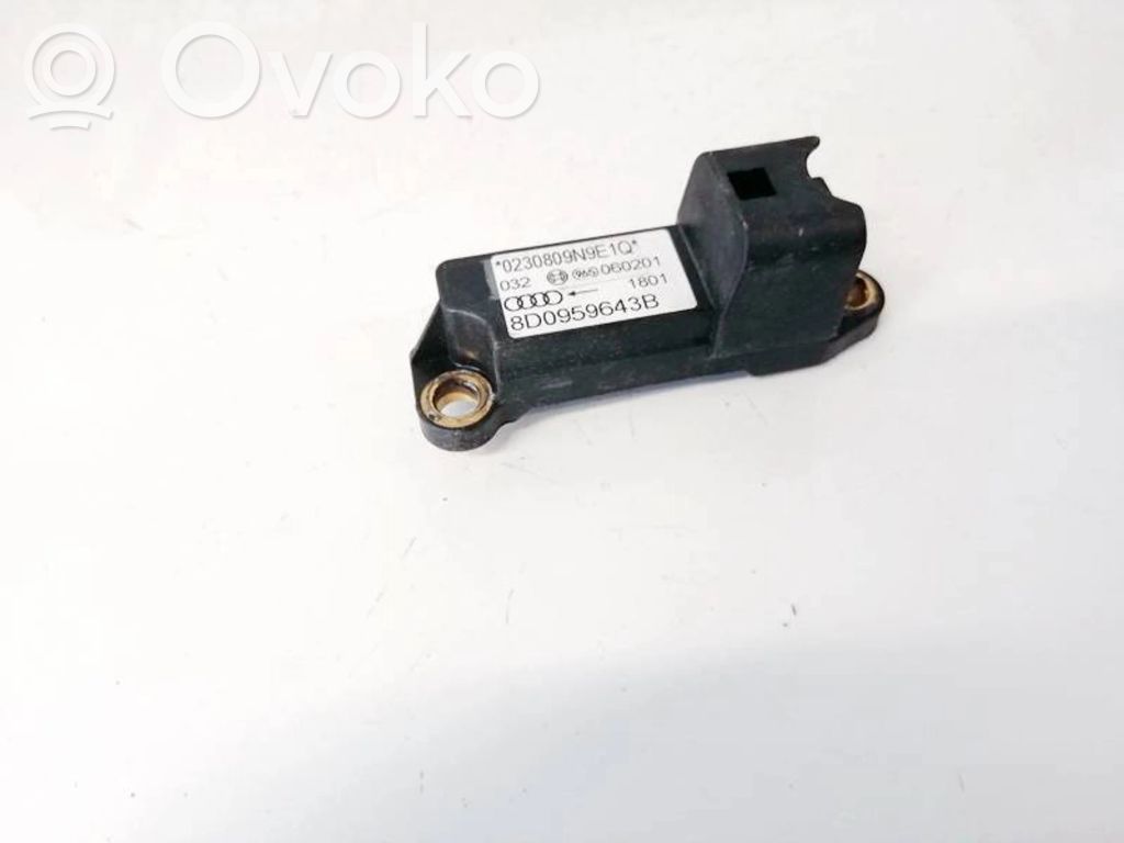 Audi A4 S4 B5 8D Sensore d’urto/d'impatto apertura airbag 