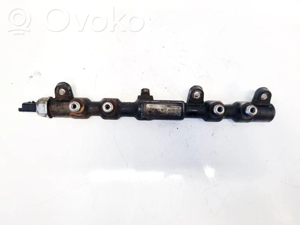Ford Mondeo Mk III Linea principale tubo carburante 