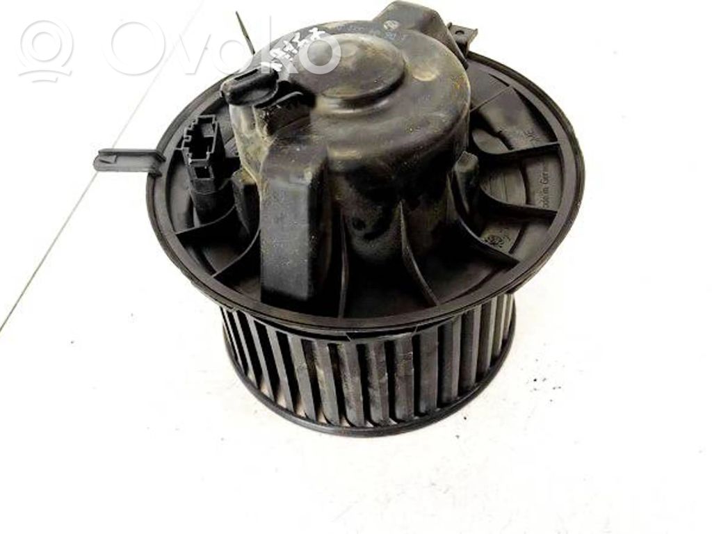 Volkswagen Golf V Pulseur d'air habitacle