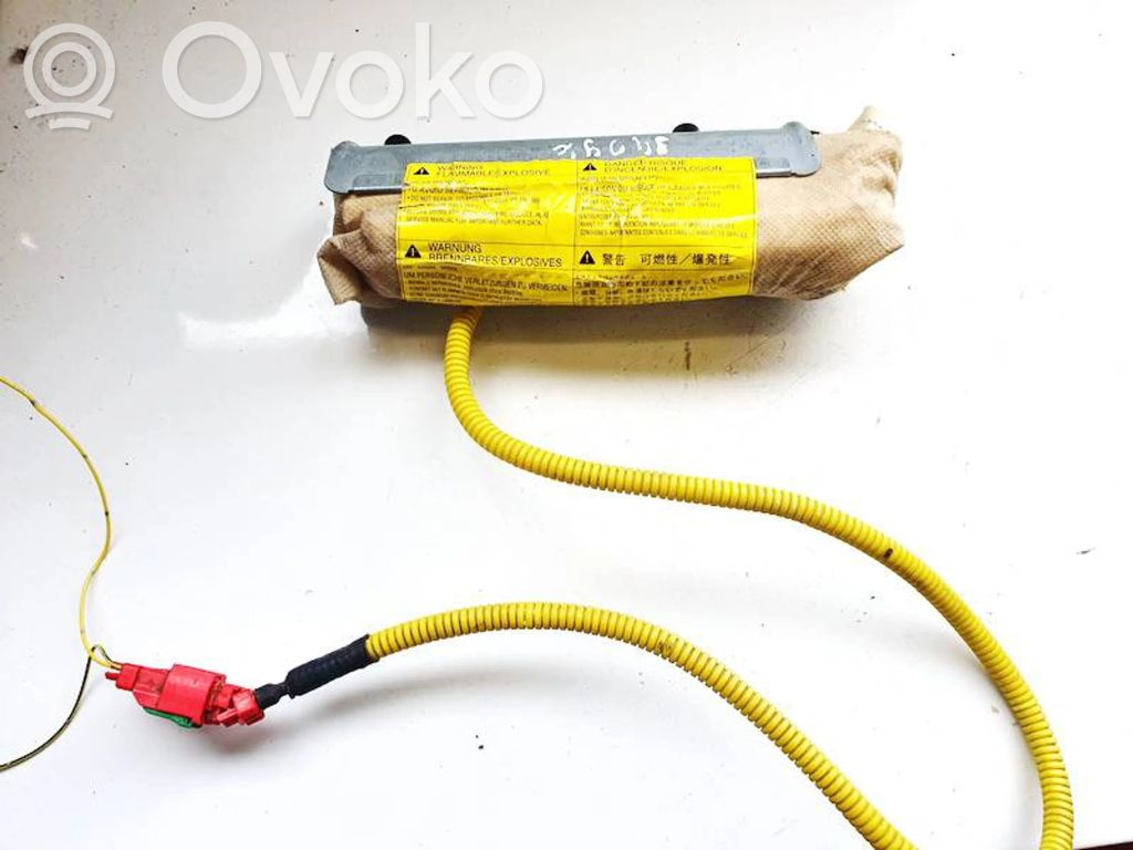 Mitsubishi Carisma Airbag scaun 