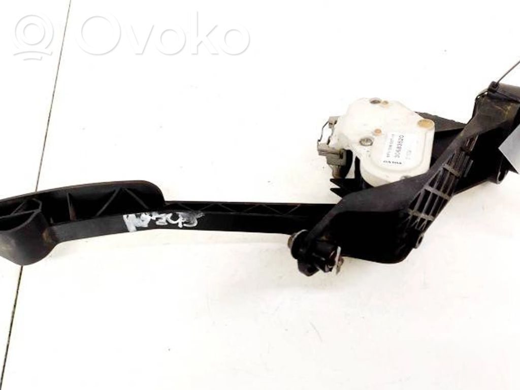 Pedal del acelerador   30683520,6PV00853716,30683520,6PV00853716