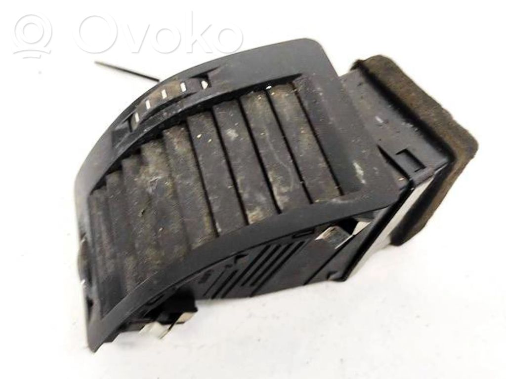 Skoda Octavia Mk2 (1Z) Griglia di ventilazione centrale cruscotto