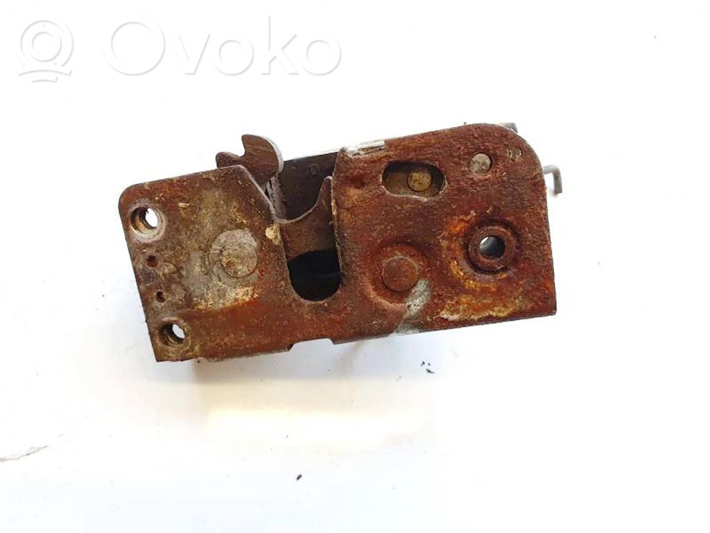 Iveco Daily 40.8 Takaoven lukko