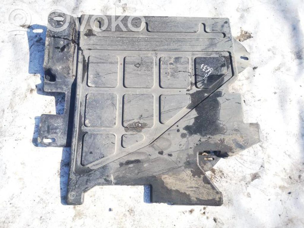 Osłona dolna silnika