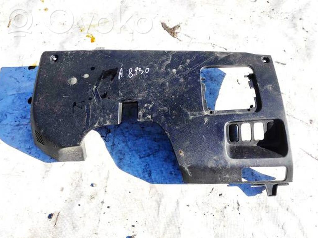 Otros repuestos del interior   8002A058,8002A058