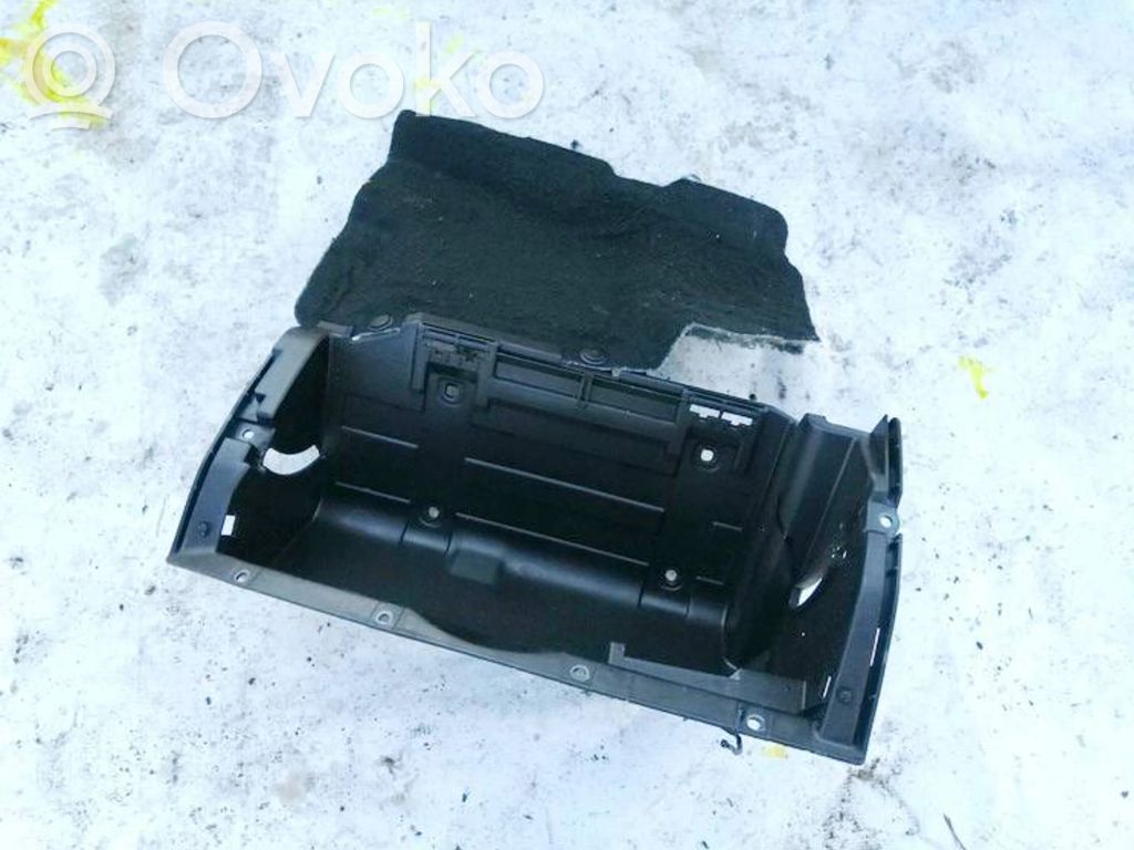 Smart ForFour I Glove box 