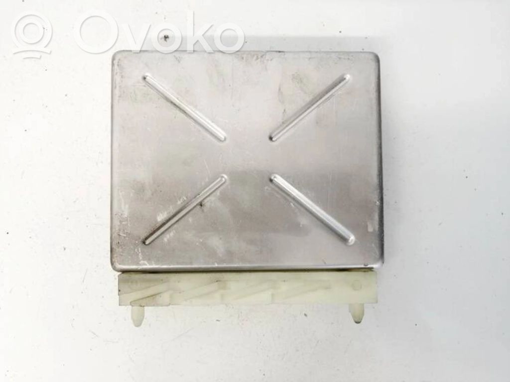 Moottorin ohjainlaite/moduuli   P30646719,00008863A1,00008863A1,P30646719