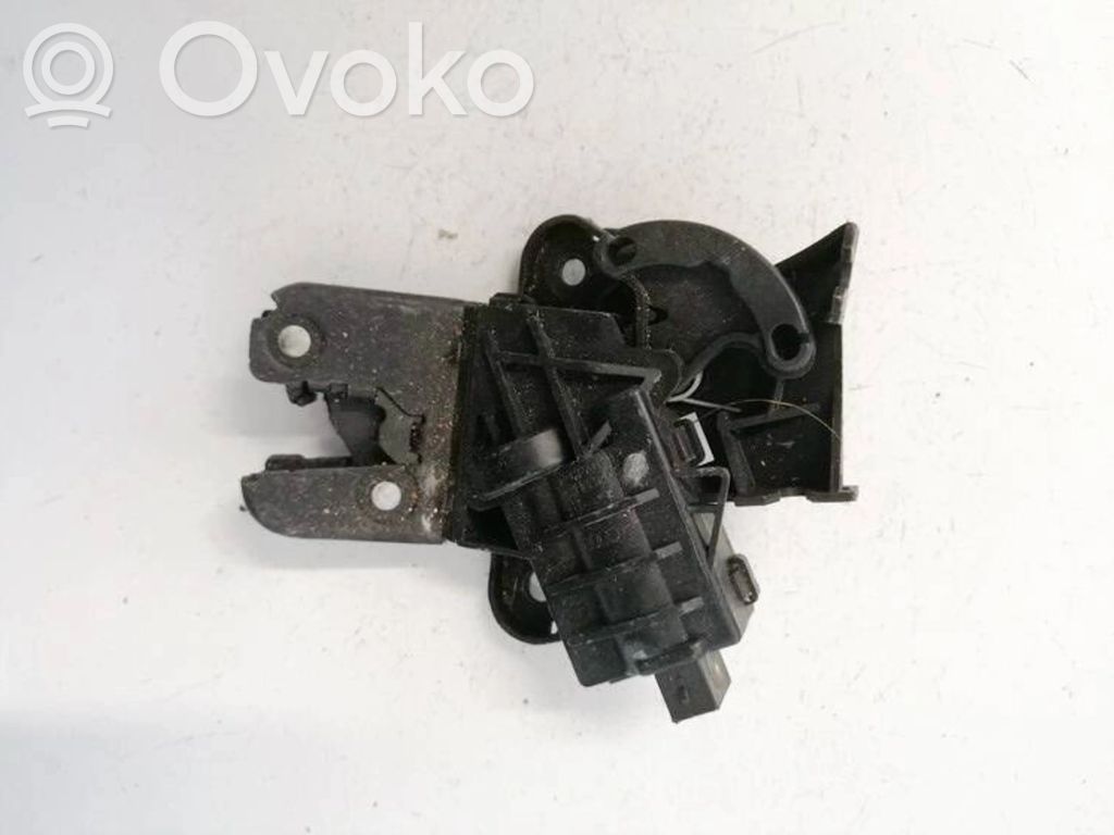 Audi A5 8T 8F Zamek klapy tylnej / bagażnika 