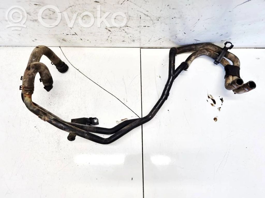 Audi Q7 4L Tuyau de liquide de refroidissement moteur