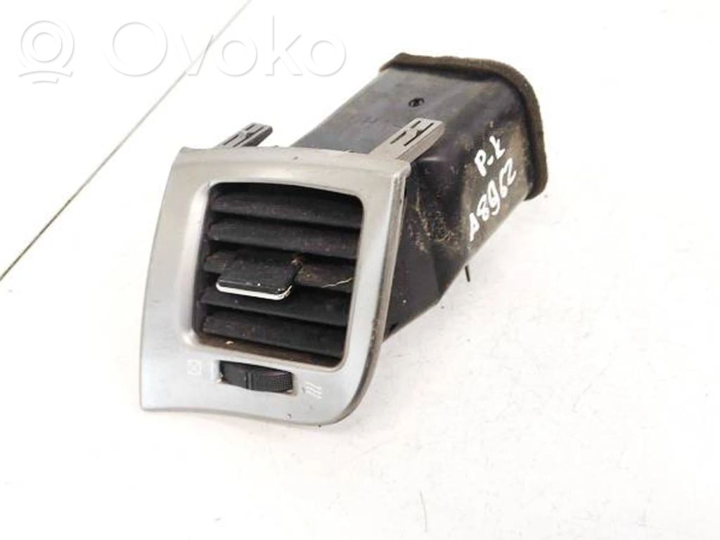 Toyota Avensis Verso Grilă ventilație centrală 