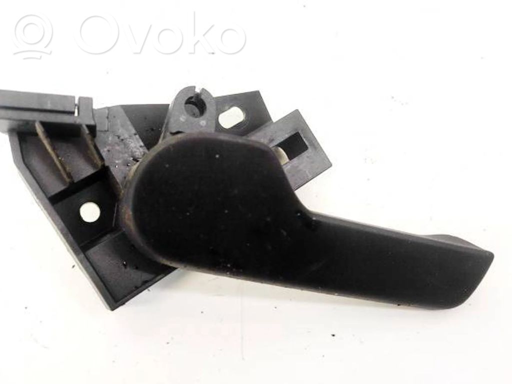 Volkswagen Golf VI Maniglia di rilascio del vano motore (cofano)