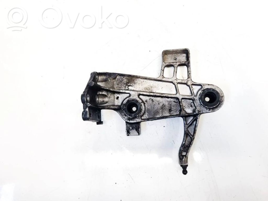 Mercedes-Benz E W212 Supporto di montaggio del motore (usato) 