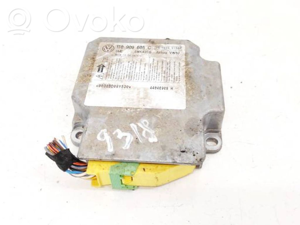 Volkswagen Touran I Centralina/modulo airbag